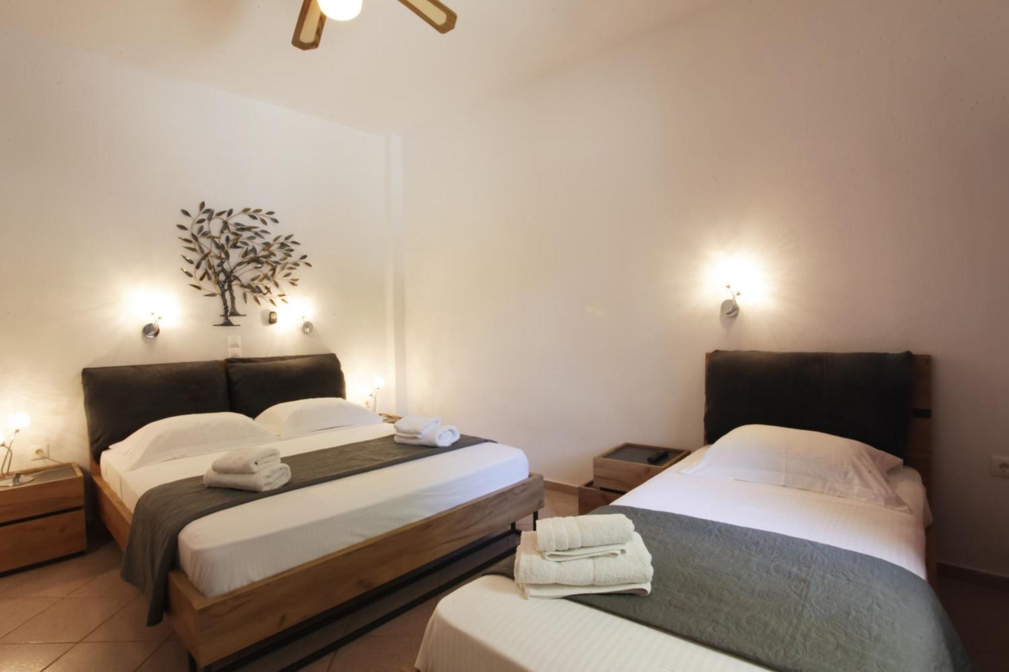 Skyros Avra Residences Rum bild